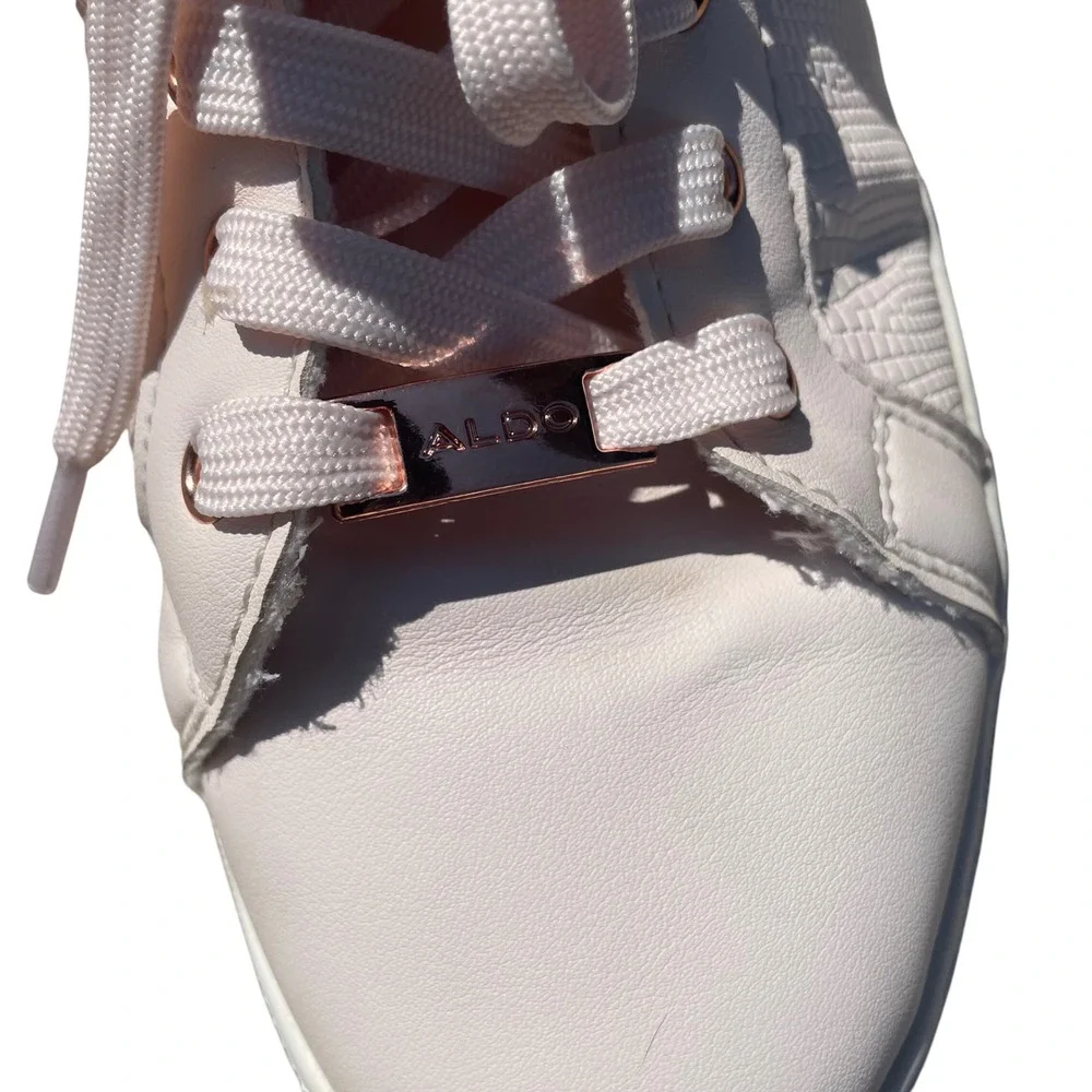 Aldo Women's Sneakers Size 9‎ Pink White Rose Gold Lightweight Casual Shoes